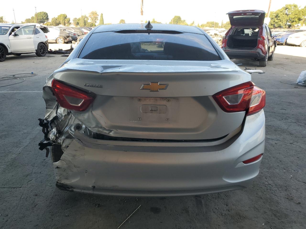 2018 Chevrolet Cruze Ls VIN: 1G1BC5SM7J7134731 Lot: 82364625