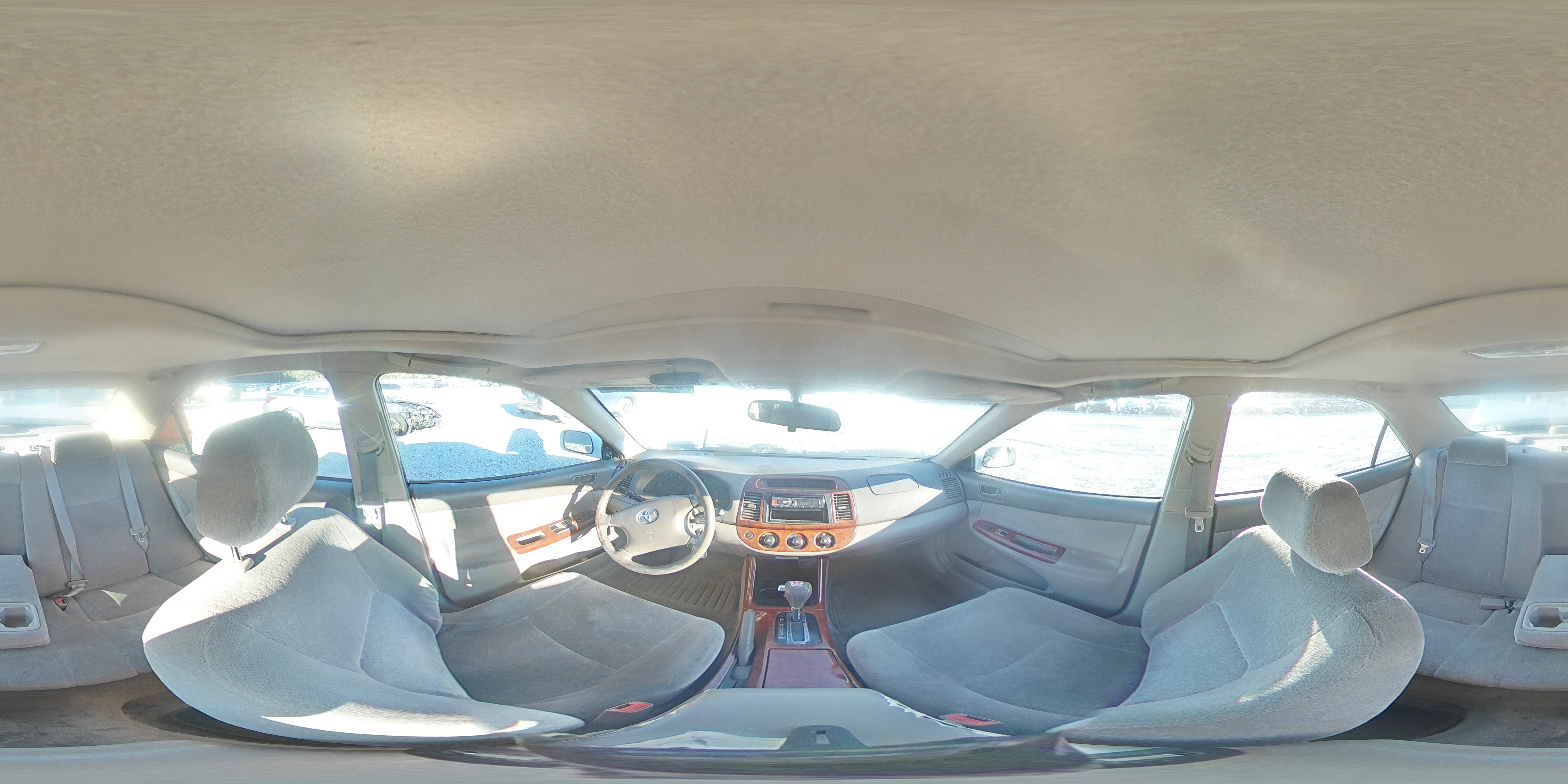 2004 Toyota Camry Le VIN: JTDBE32KX40254380 Lot: 82408945