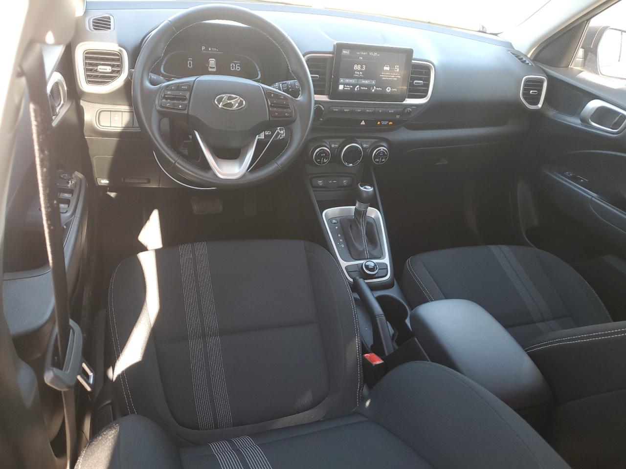 2023 Hyundai Venue Sel VIN: KMHRC8A36PU254672 Lot: 82439085