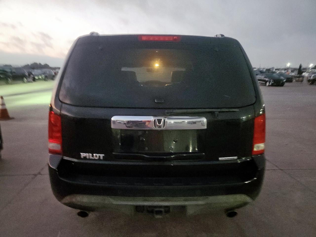 2014 Honda Pilot Touring VIN: 5FNYF3H9XEB007701 Lot: 90083335