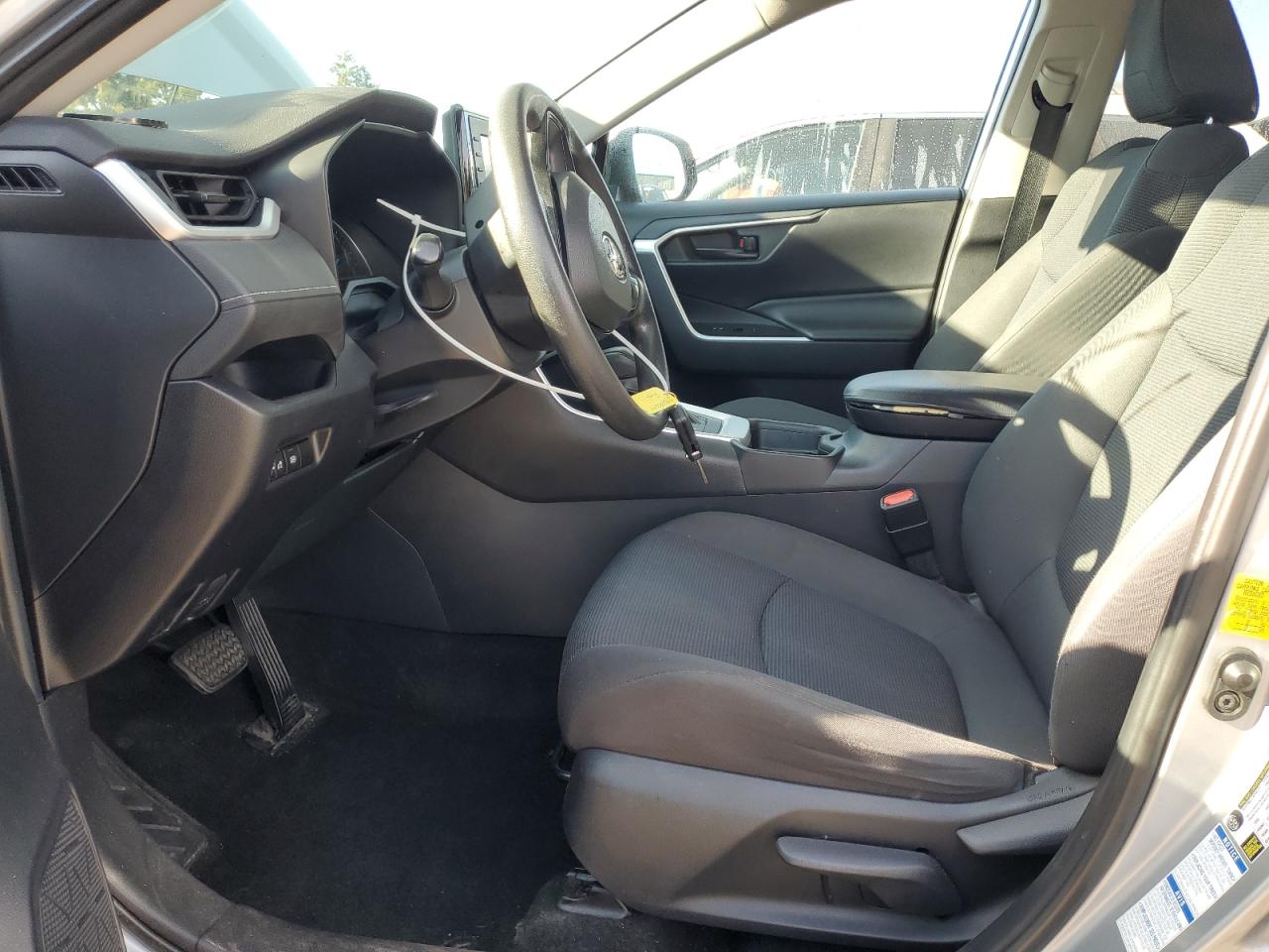 2019 Toyota Rav4 Le VIN: 2T3MWRFV2KW004931 Lot: 85833735