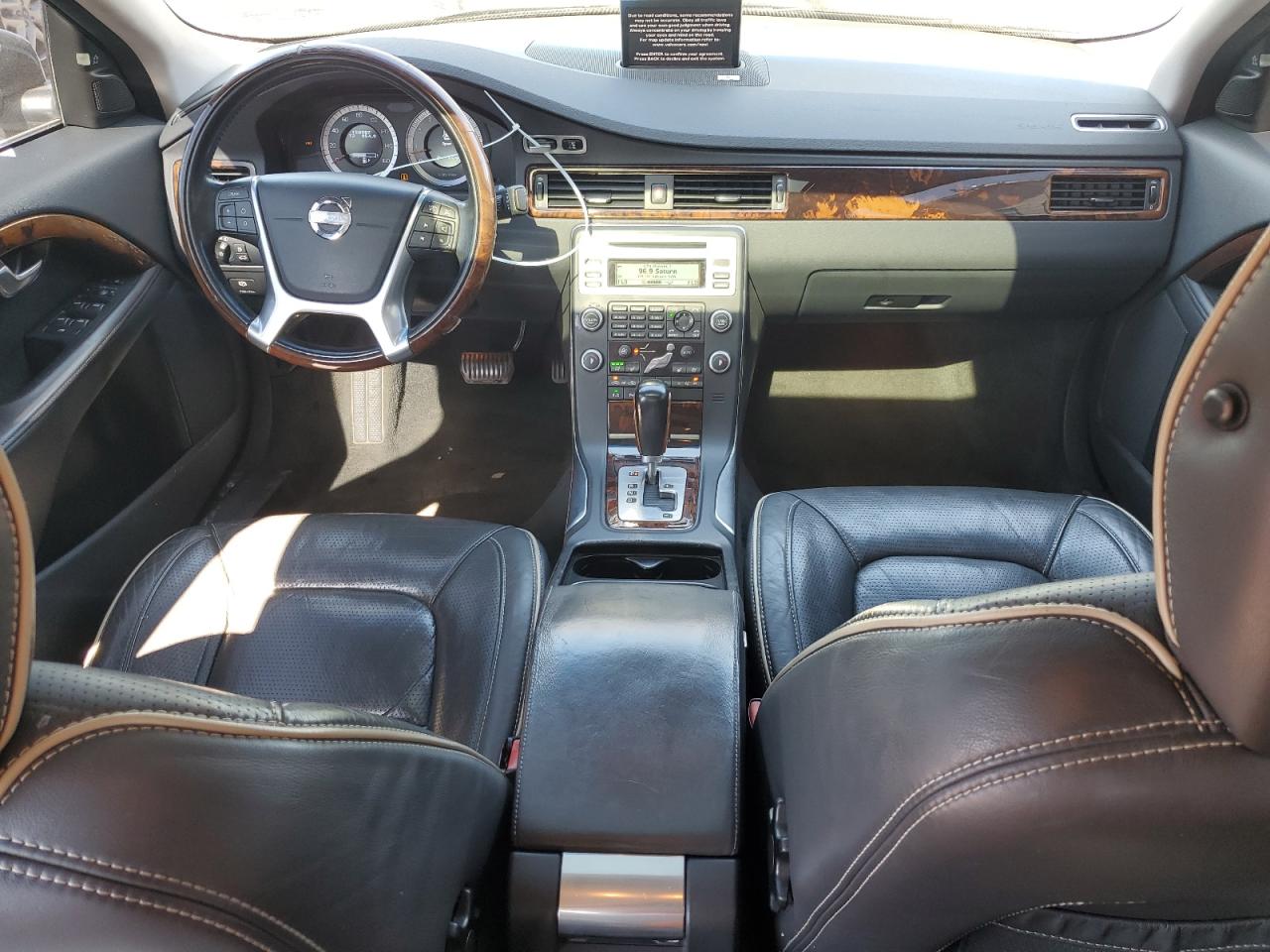 2011 Volvo S80 T6 VIN: YV1902AHXB1137610 Lot: 84964185