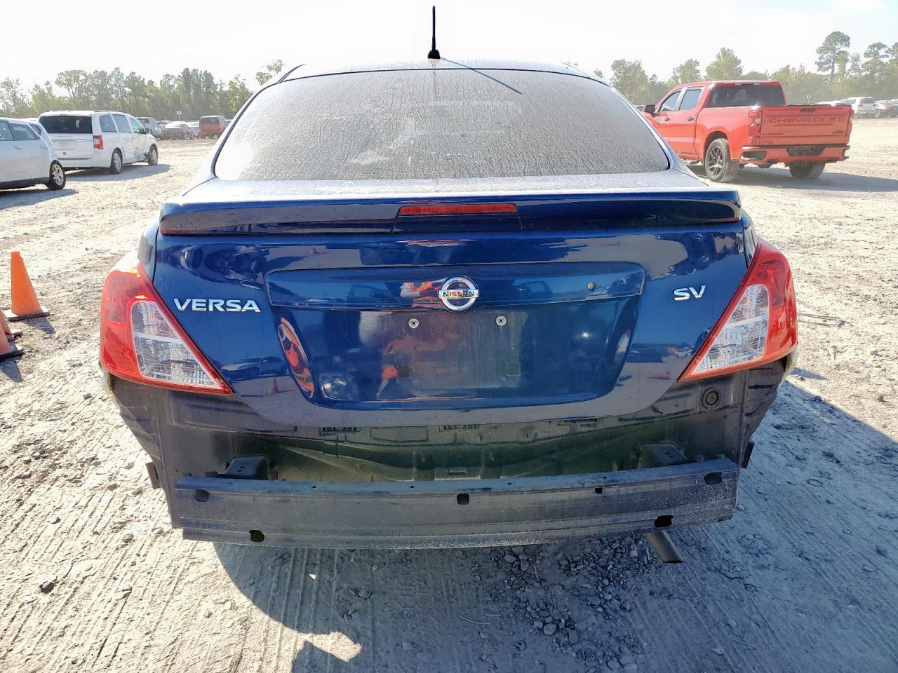 2018 Nissan Versa S VIN: 3N1CN7AP1JL819125 Lot: 86065075