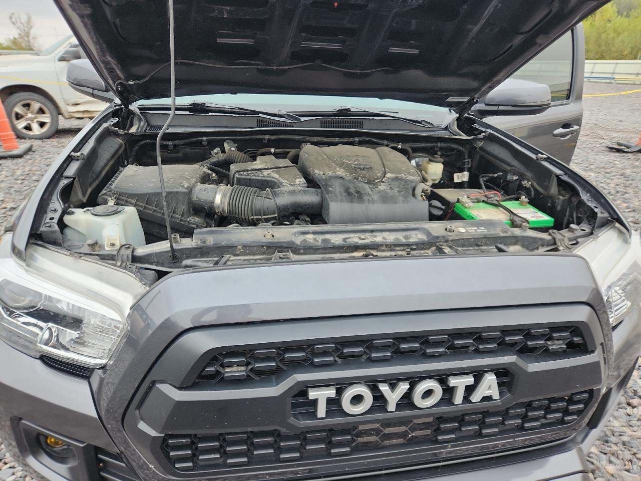 2018 Toyota Tacoma Double Cab VIN: 3TMCZ5AN3JM146093 Lot: 85602295