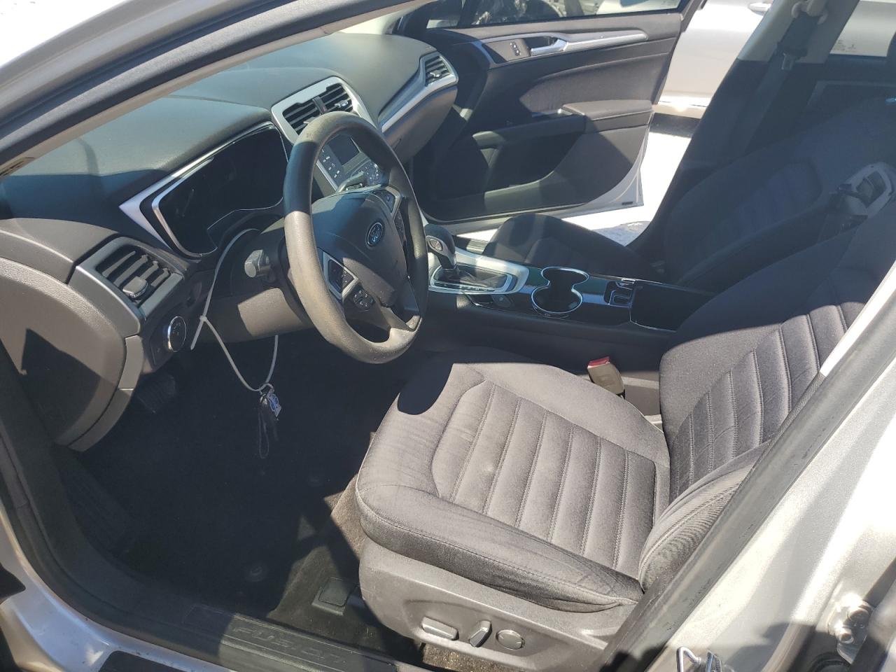 2015 Ford Fusion Se Hybrid VIN: 3FA6P0LU9FR171980 Lot: 85747085