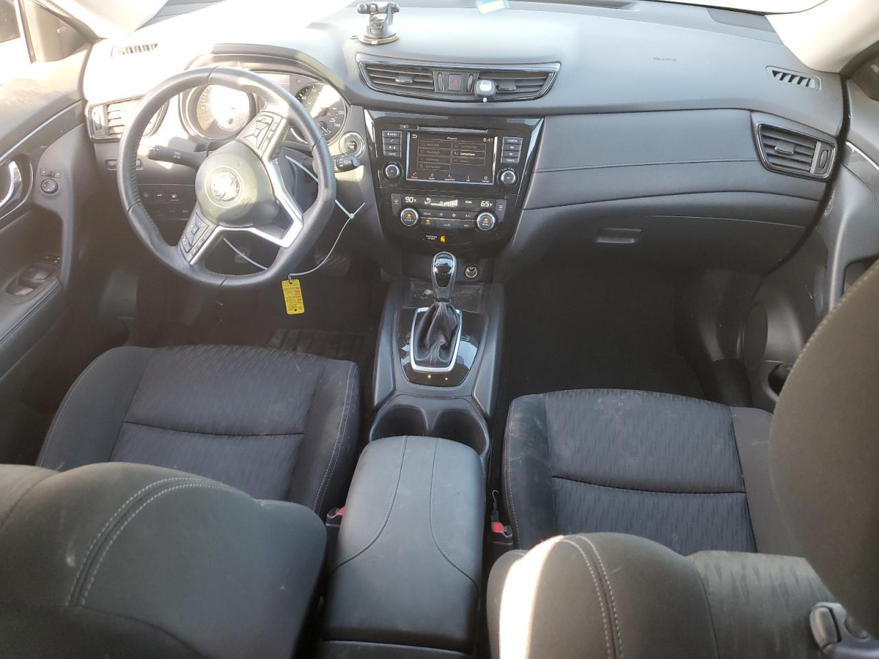 2019 Nissan Rogue S VIN: KNMAT2MV3KP552745 Lot: 86337275