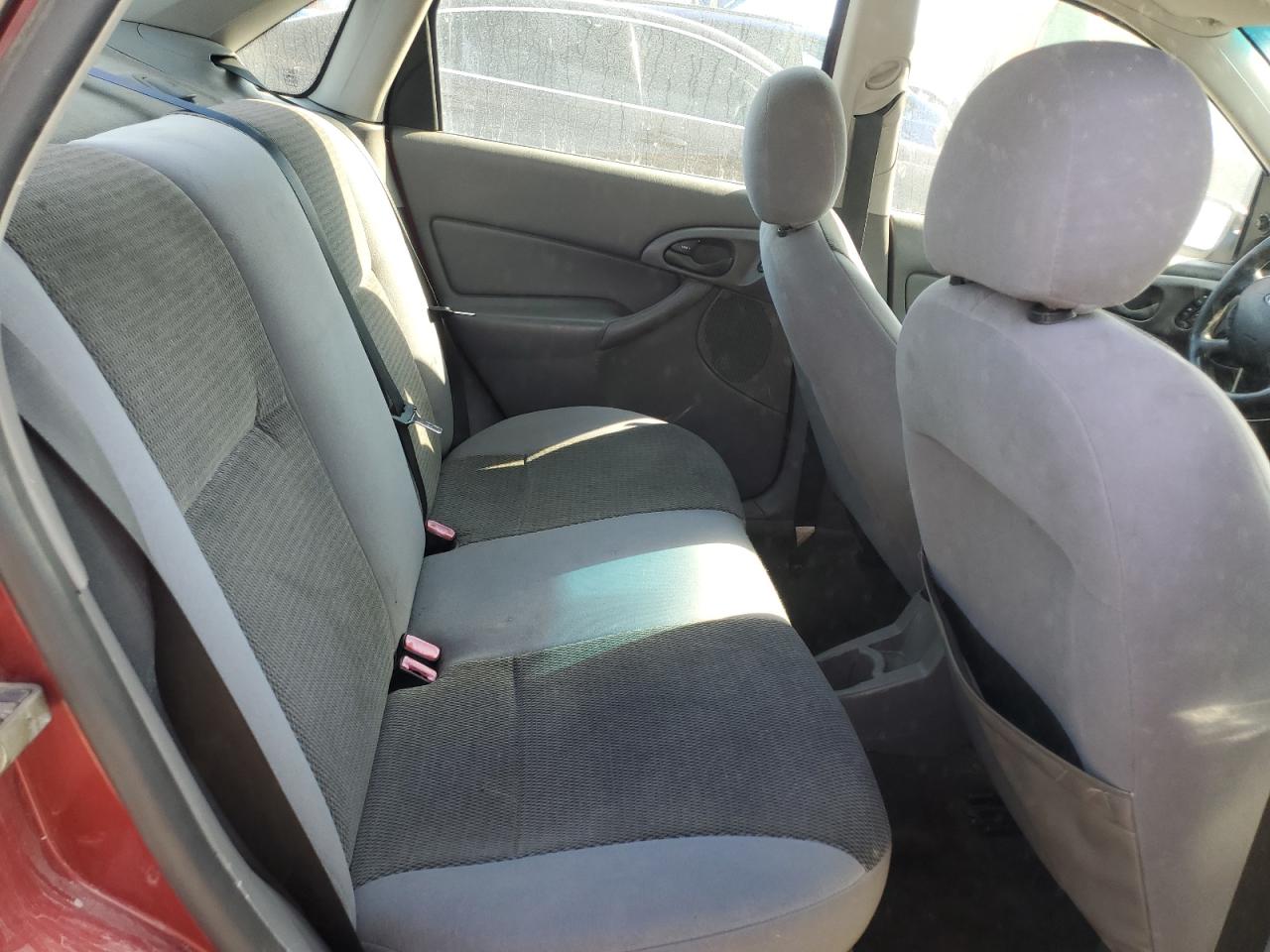 2004 Ford Focus Se Comfort VIN: 1FAFP343X4W174694 Lot: 85148745