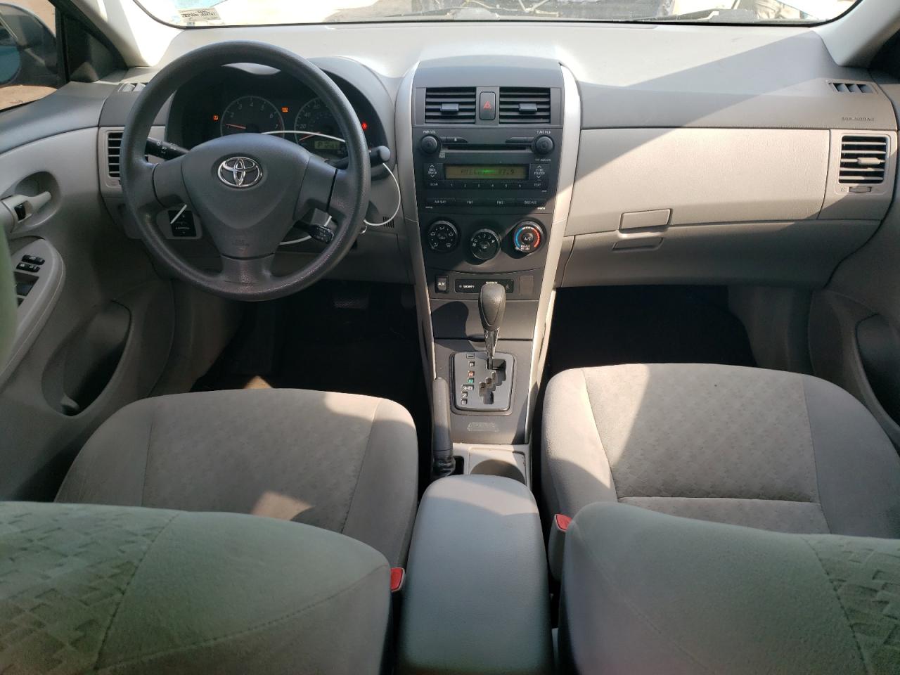 2009 Toyota Corolla Base VIN: 2T1BU40E59C065686 Lot: 84425945