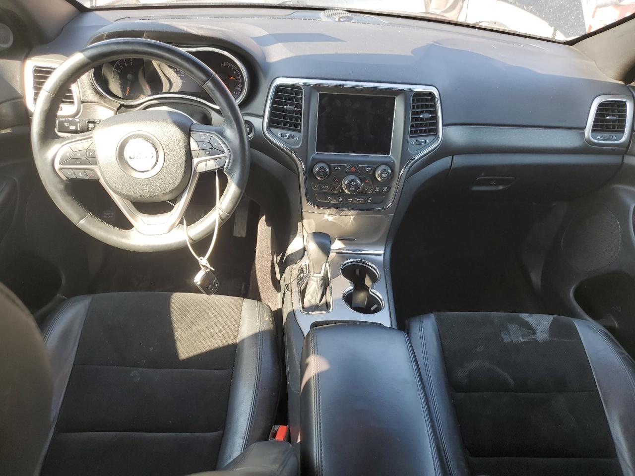 2018 Jeep Grand Cherokee Laredo VIN: 1C4RJFAG6JC102552 Lot: 82372595