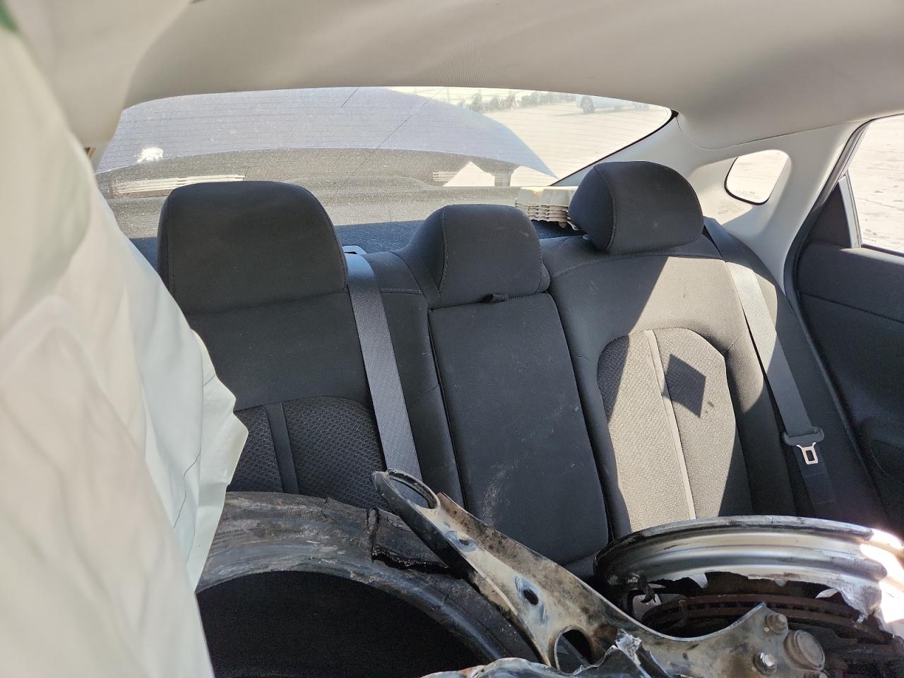 2017 Kia Optima Lx VIN: 5XXGT4L31HG160529 Lot: 82008275