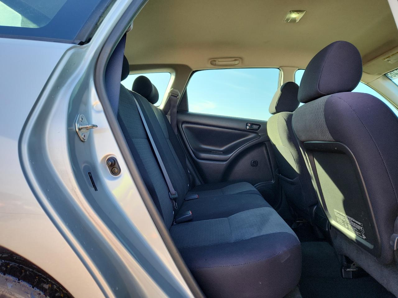 2006 Toyota Corolla Matrix Base VIN: 2T1LR32E96C553712 Lot: 89921465