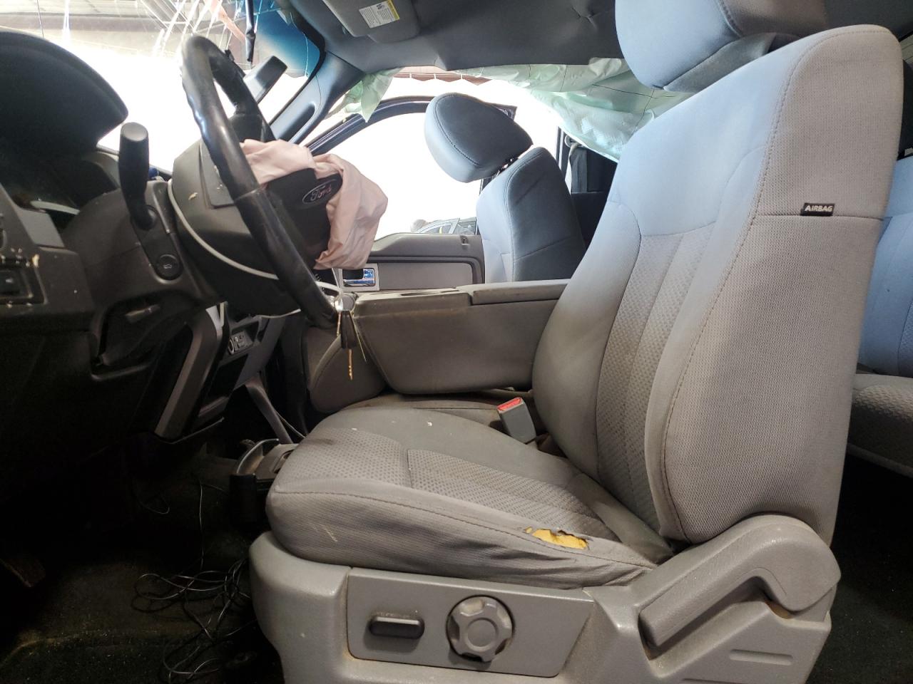 2011 Ford F150 Super Cab VIN: 1FTFX1EF7BFC24925 Lot: 84765355