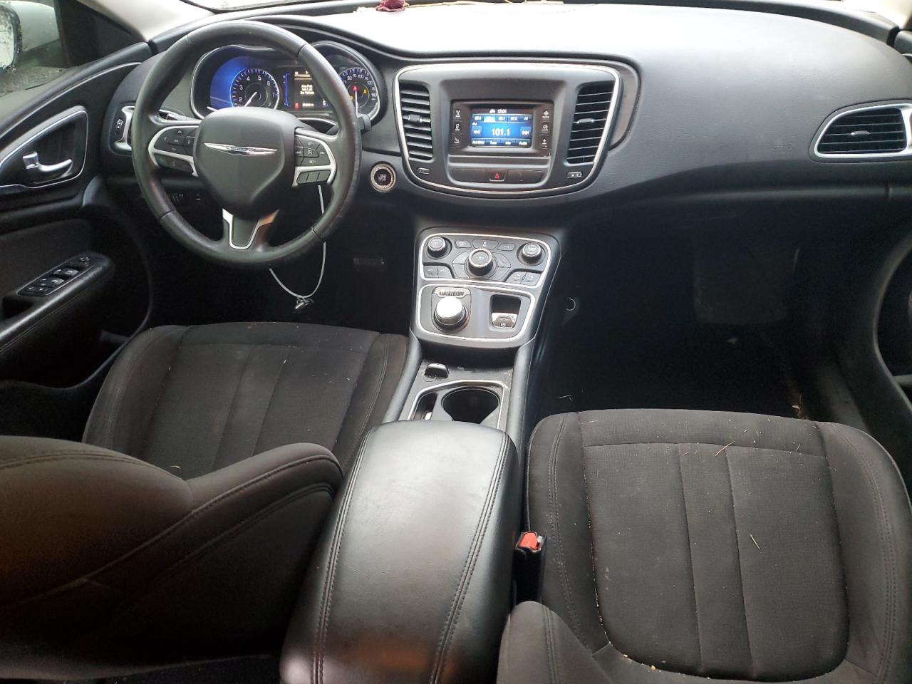 2015 Chrysler 200 Limited VIN: 1C3CCCABXFN599611 Lot: 90377655