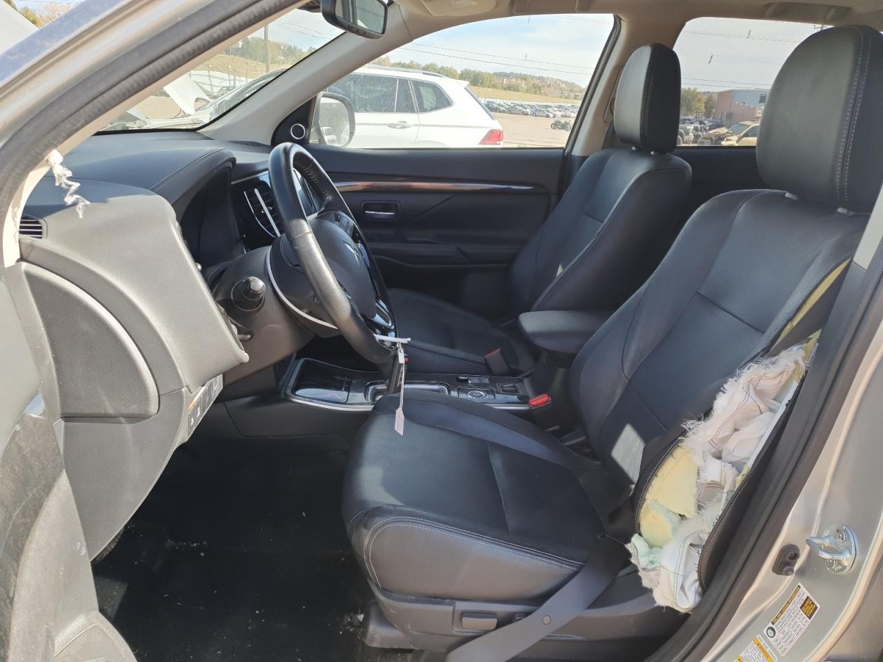 2018 Mitsubishi Outlander Se VIN: JA4AZ3A3XJJ000212 Lot: 90839785