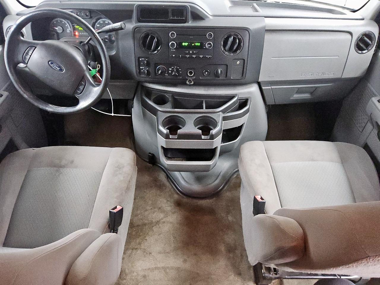 2014 Ford Econoline E350 Super Duty Wagon VIN: 1FBNE3BL4EDA40537 Lot: 81611245