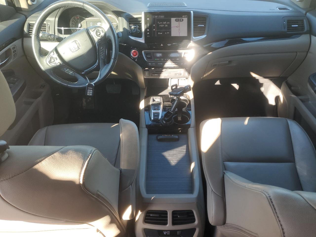 2016 Honda Pilot Touring VIN: 5FNYF6H92GB015182 Lot: 90447095