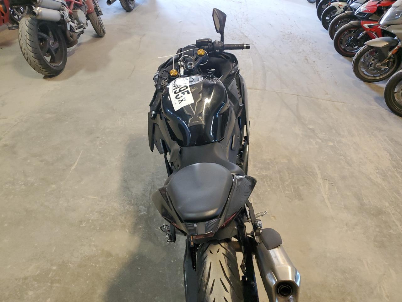 2024 Kawasaki Zx400 P VIN: ML5ZXCP14RDA25800 Lot: 82380695