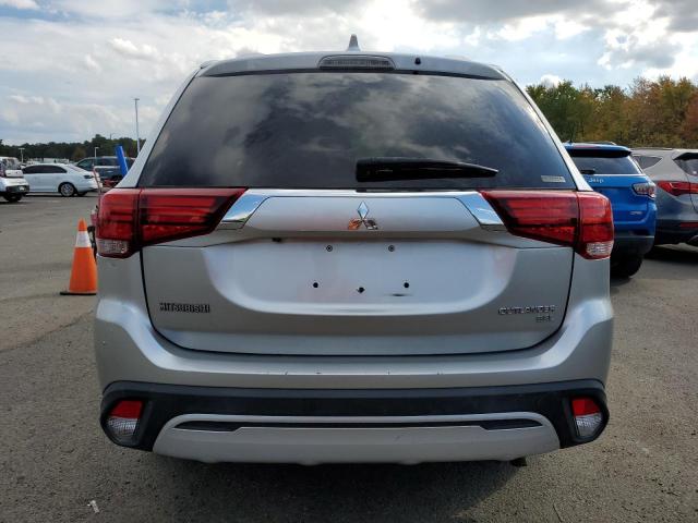  MITSUBISHI OUTLANDER 2019 Серебристый