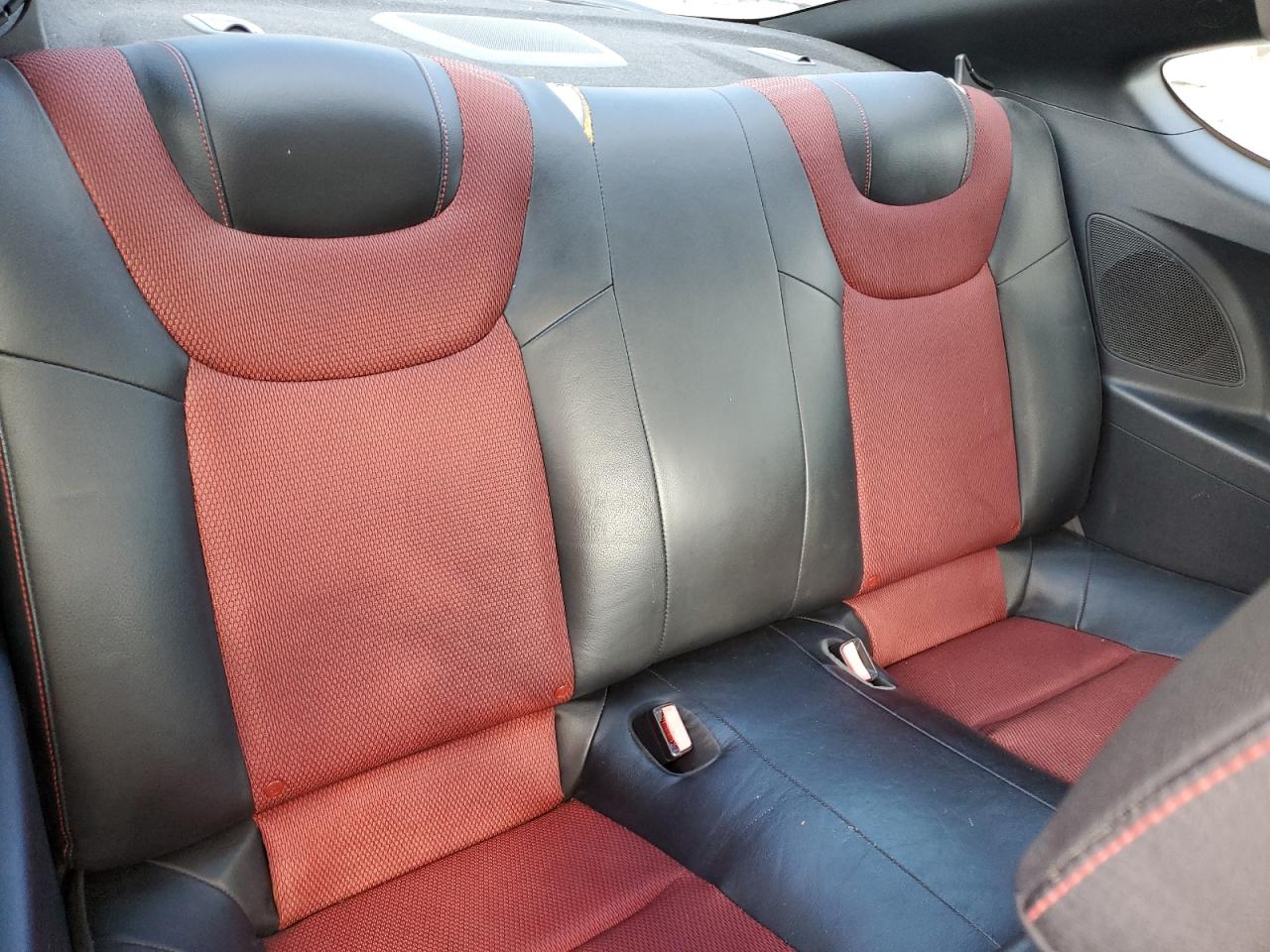 2010 Hyundai Genesis Coupe 2.0T VIN: KMHHT6KD5AU026502 Lot: 90840995