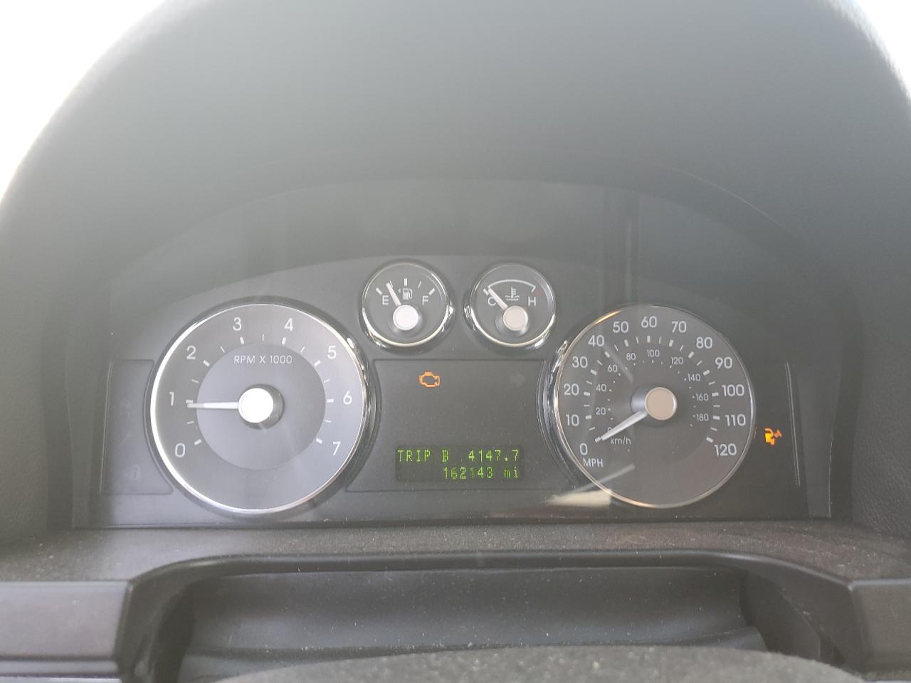 2008 Mercury Milan VIN: 3MEHM07Z88R604840 Lot: 87292935