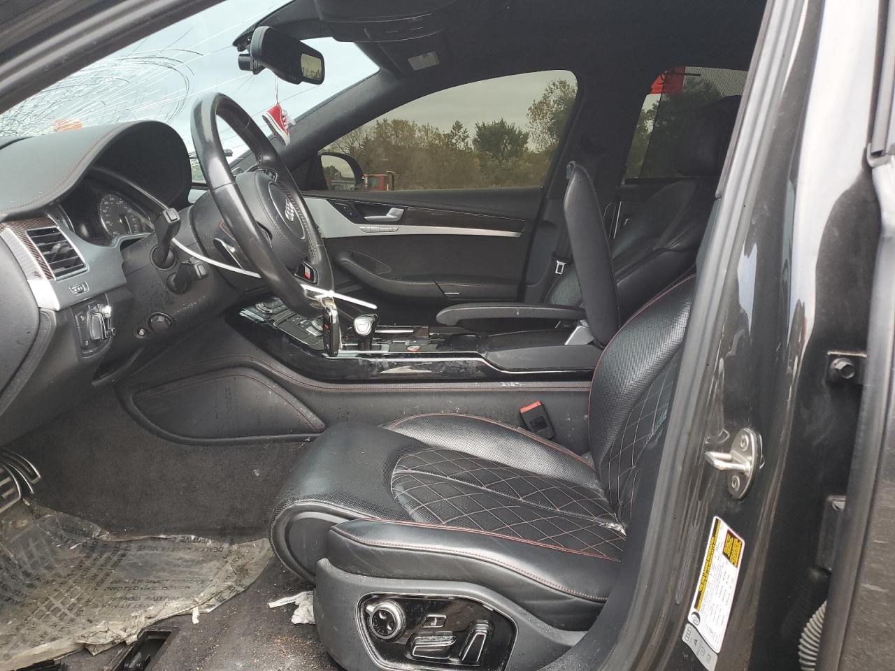 2017 Audi S8 Plus Quattro VIN: WUAJ5AFD8HN900765 Lot: 87409355