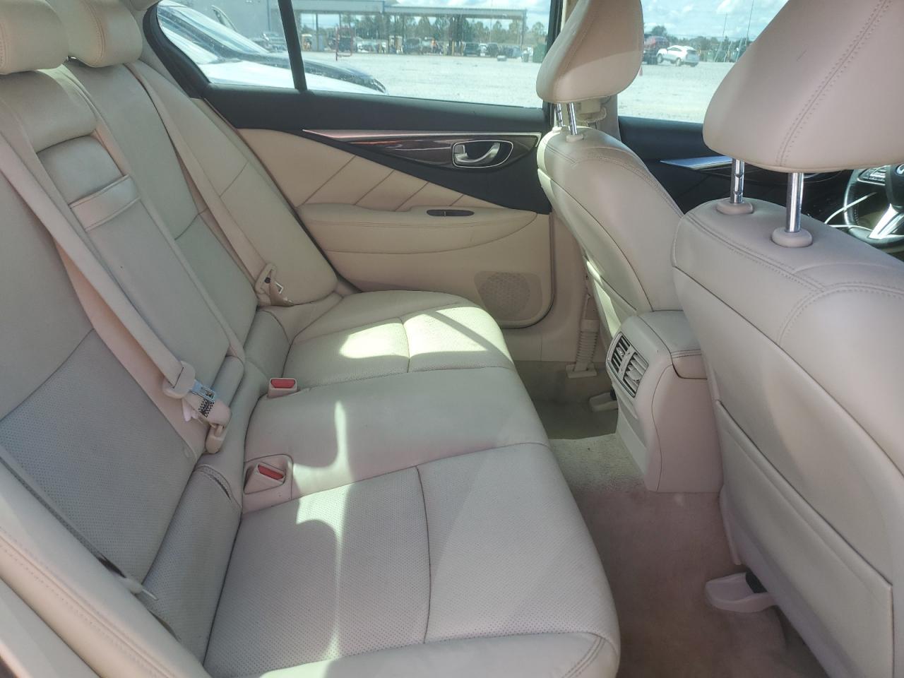 2018 Infiniti Q50 Luxe VIN: JN1EV7AP7JM350072 Lot: 86136895