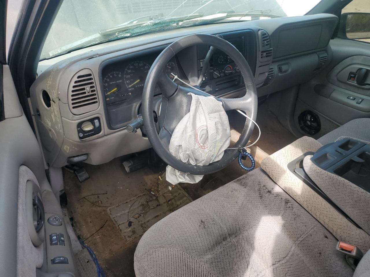 1998 GMC Sierra C1500 VIN: 2GTEC19R9W1556423 Lot: 86428045