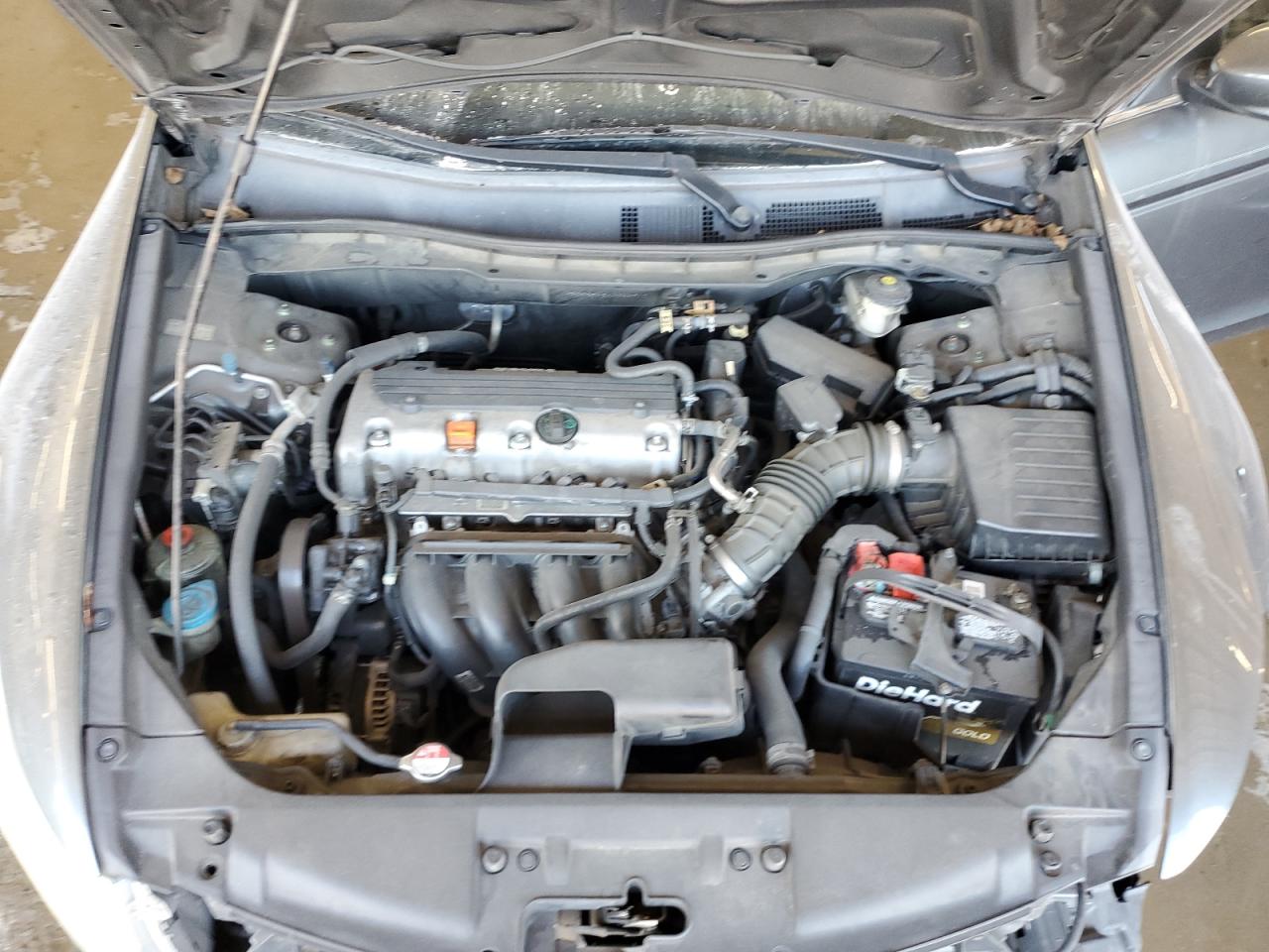 2010 Honda Accord Lxp VIN: 1HGCP2F42AA044917 Lot: 84200815