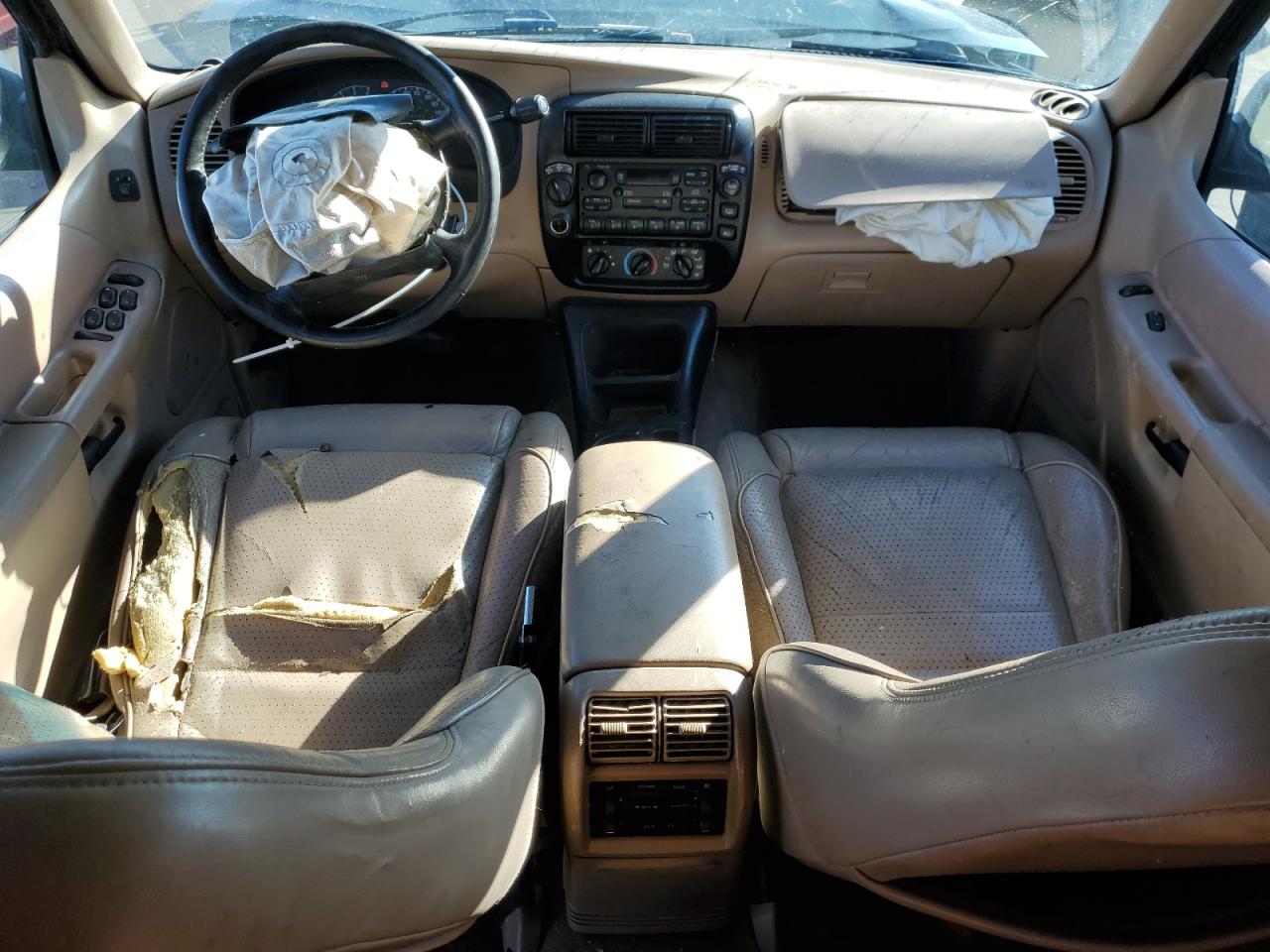 1997 Ford Explorer VIN: 1FMDU34E4VUB04211 Lot: 82253335