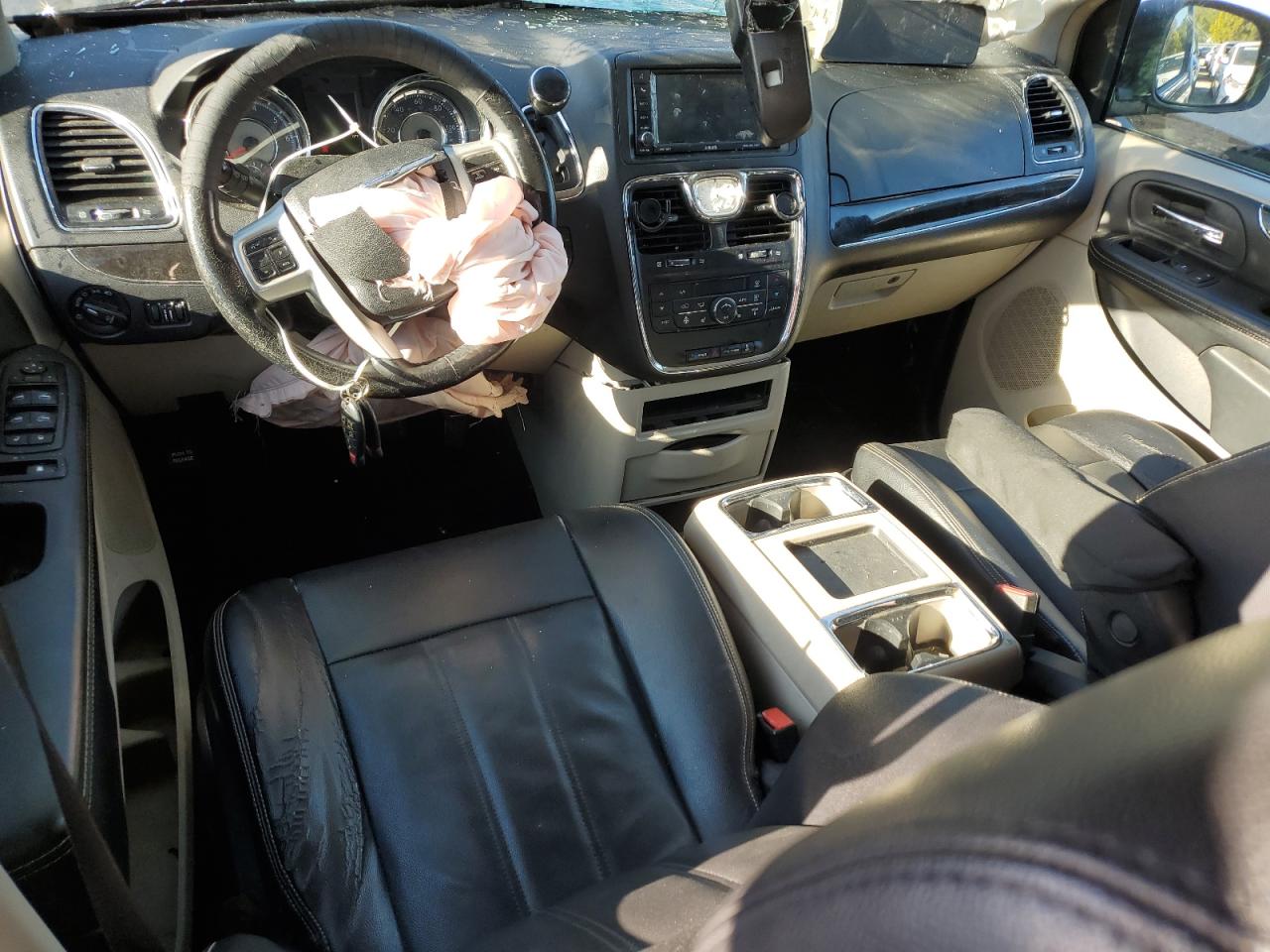 2015 Chrysler Town & Country Touring VIN: 2C4RC1BG9FR596271 Lot: 84725835