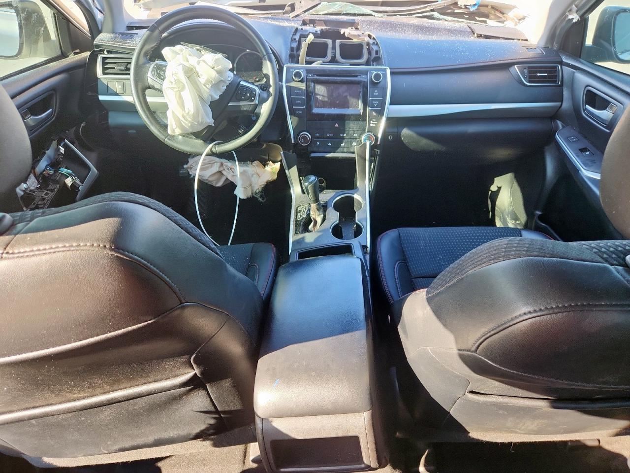 2015 Toyota Camry Le VIN: 4T1BF1FK7FU949354 Lot: 86304835