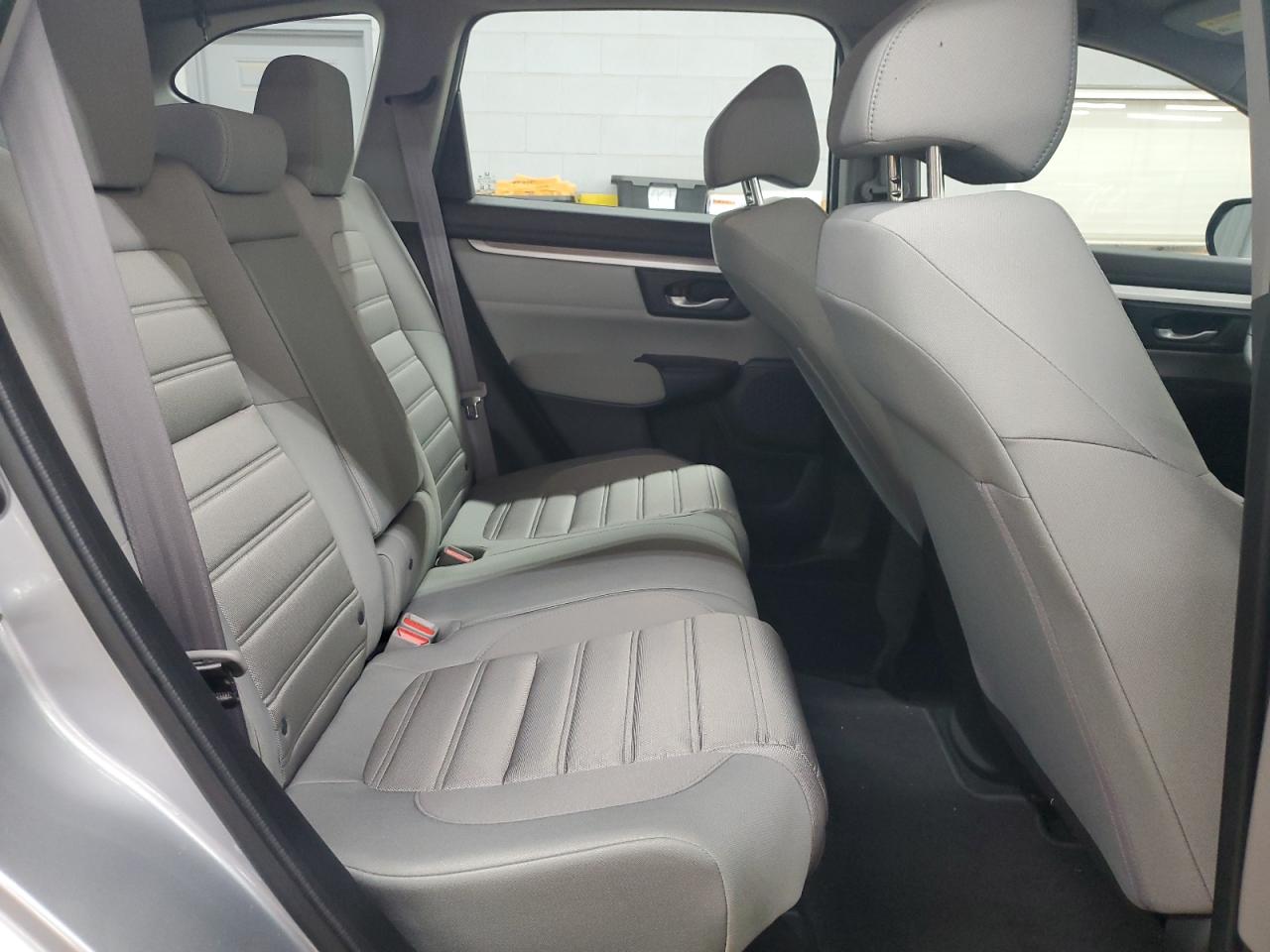 2018 Honda Cr-V Lx VIN: 2HKRW5H31JH423515 Lot: 82244805