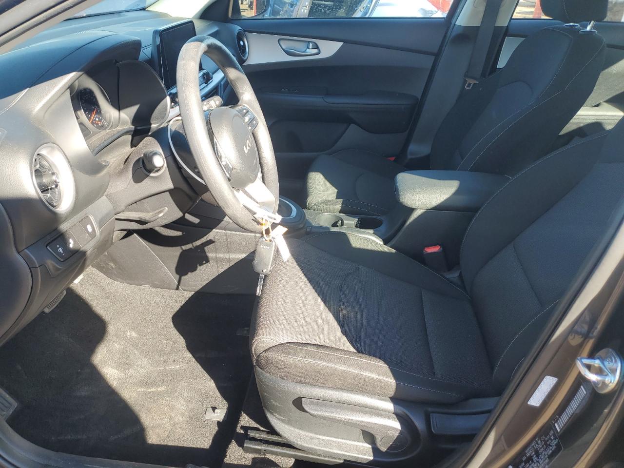 2024 Kia Forte Lx VIN: 3KPF24AD5RE819569 Lot: 82751155