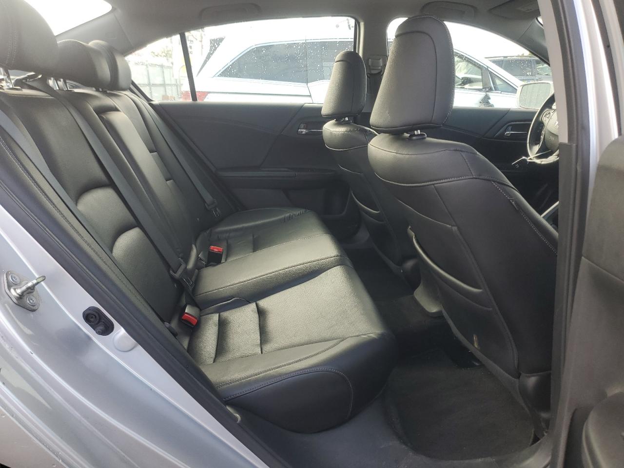 2015 Honda Accord Exl VIN: 1HGCR2F80FA037582 Lot: 82473625