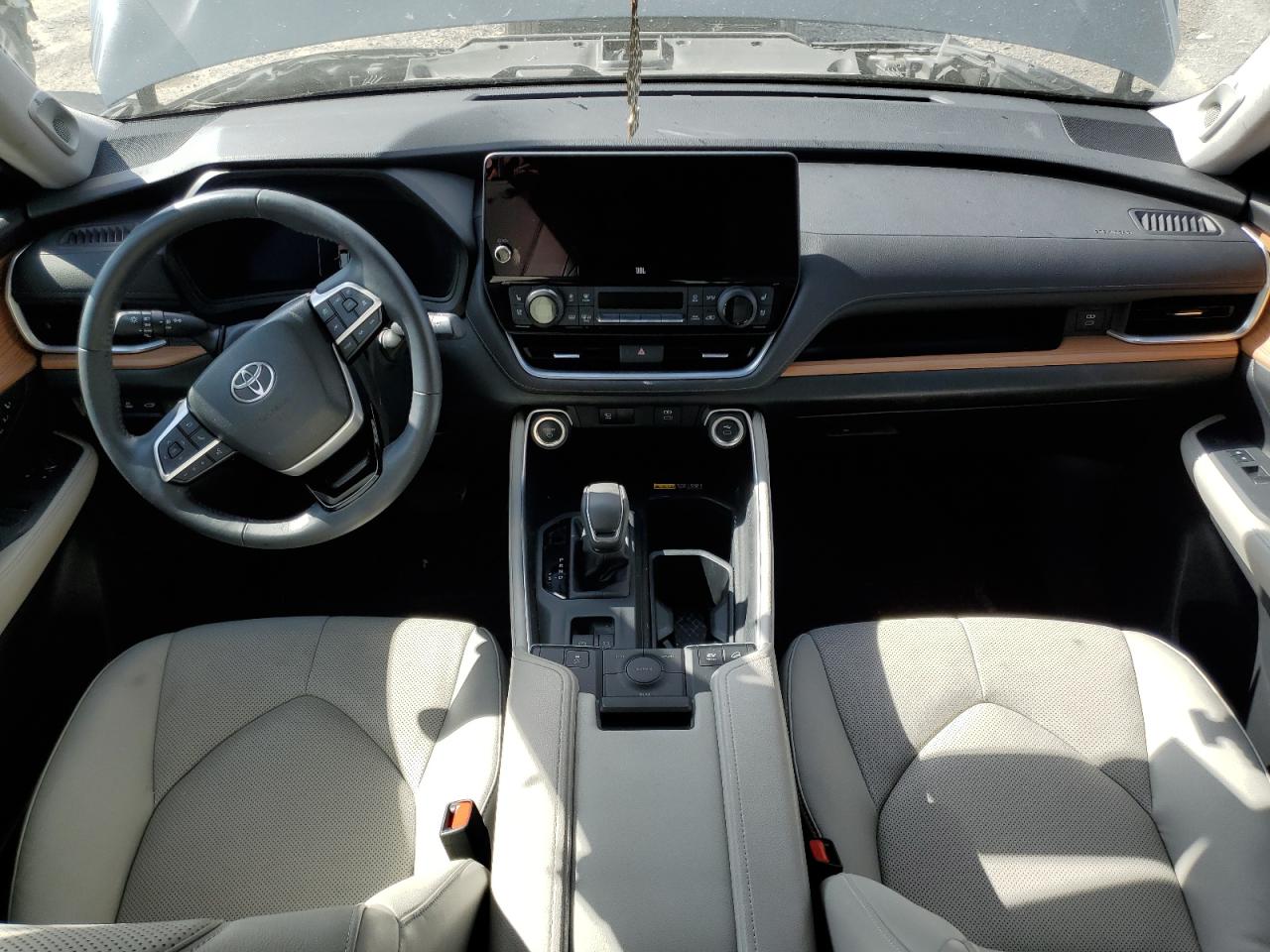 2024 Toyota Grand Highlander Xle VIN: 5TDACAB59RS004231 Lot: 82202965