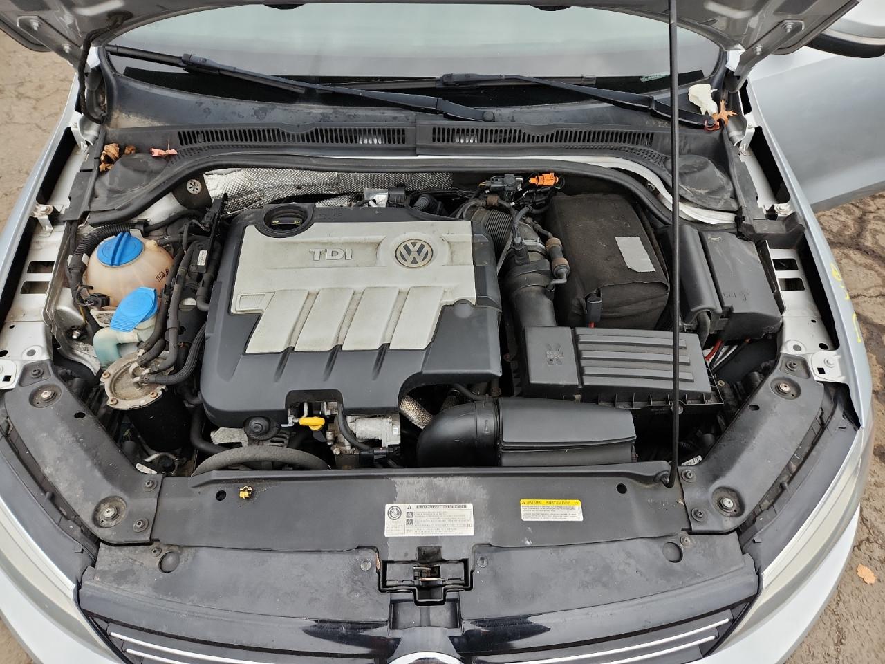 2014 Volkswagen Jetta Tdi VIN: 3VWLL7AJ8EM421020 Lot: 85918875