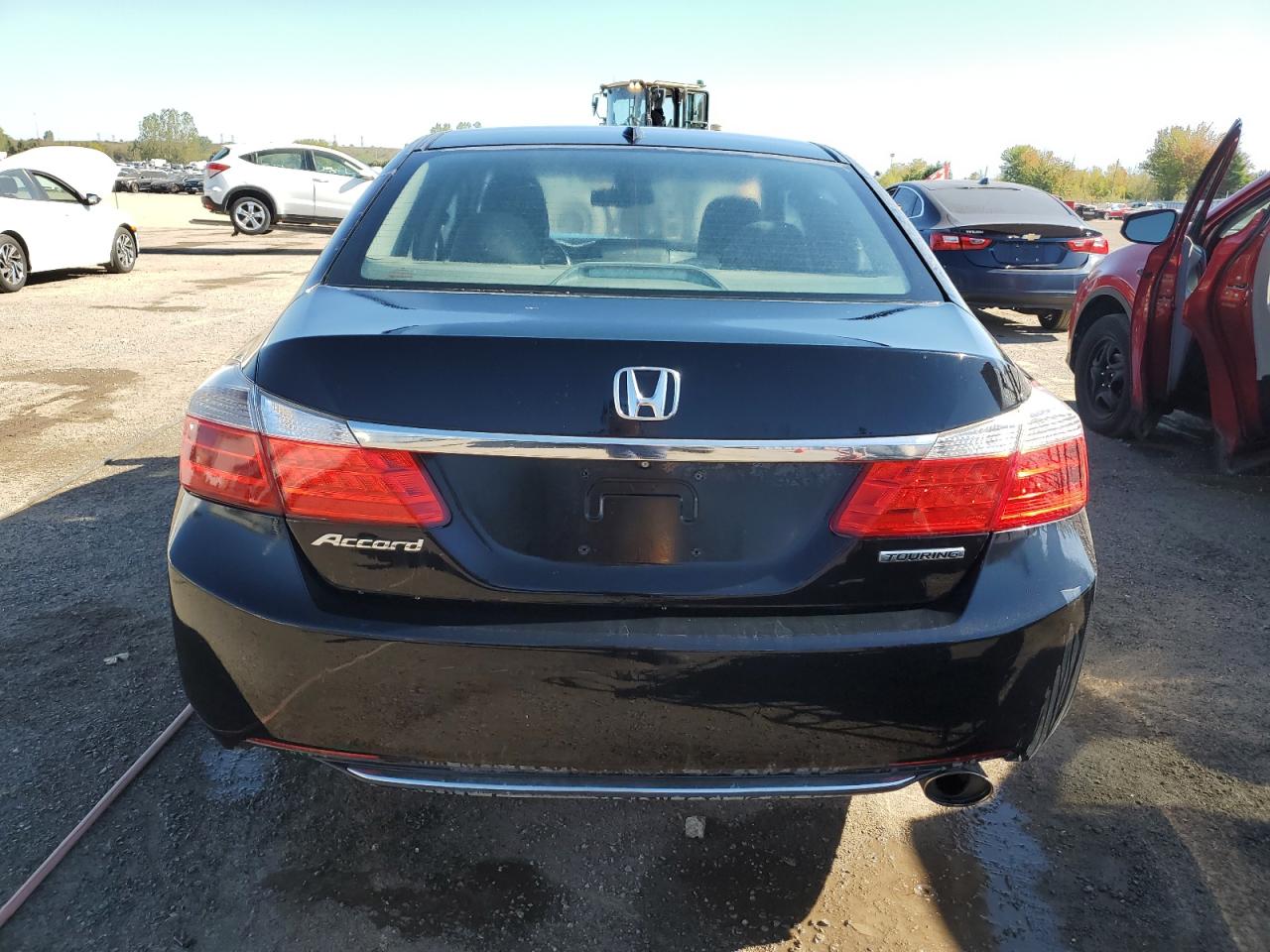 2015 Honda Accord Touring VIN: 1HGCR2F97FA801405 Lot: 84871565