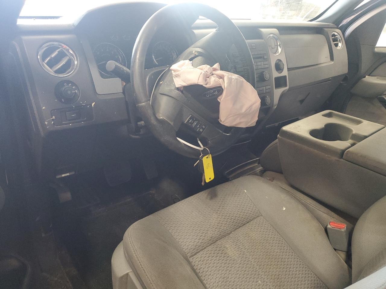 2011 Ford F150 Super Cab VIN: 1FTFX1EF7BFC24925 Lot: 84765355