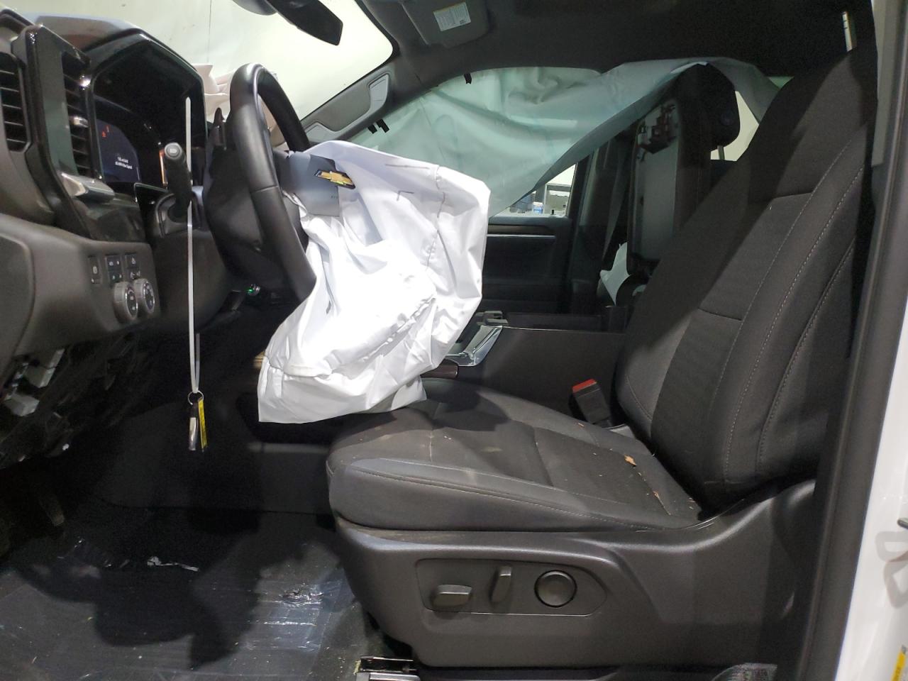 2025 Chevrolet Silverado K1500 Lt VIN: 1GCUKDE89SZ127796 Lot: 86074435