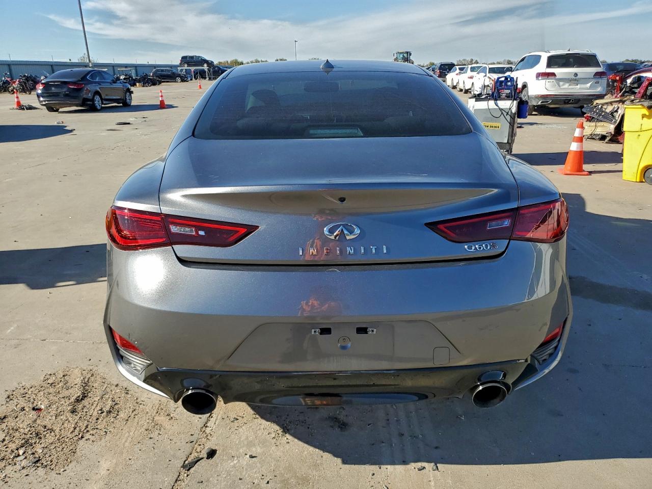 2018 Infiniti Q60 Red Sport 400 VIN: JN1FV7EK4JM531021 Lot: 91092125
