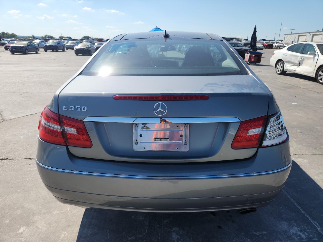2010 Mercedes-Benz E 350 VIN: WDDKJ5GB5AF031498 Lot: 82604635