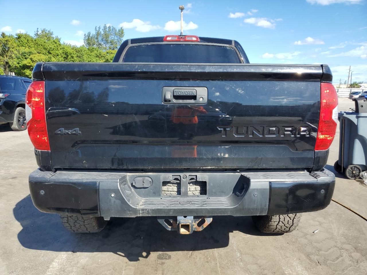 2020 Toyota Tundra Crewmax Sr5 VIN: 5TFDY5F10LX905664 Lot: 85676805