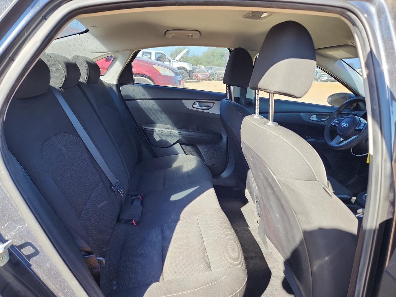 2019 Kia Forte Fe VIN: 3KPF24AD8KE119728 Lot: 84606235