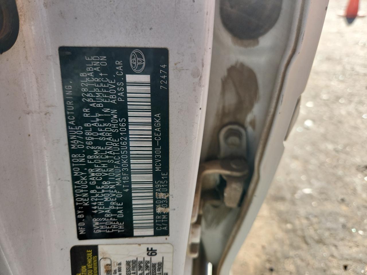 2005 Toyota Camry Le VIN: 4T1BF30K05U621065 Lot: 84452125