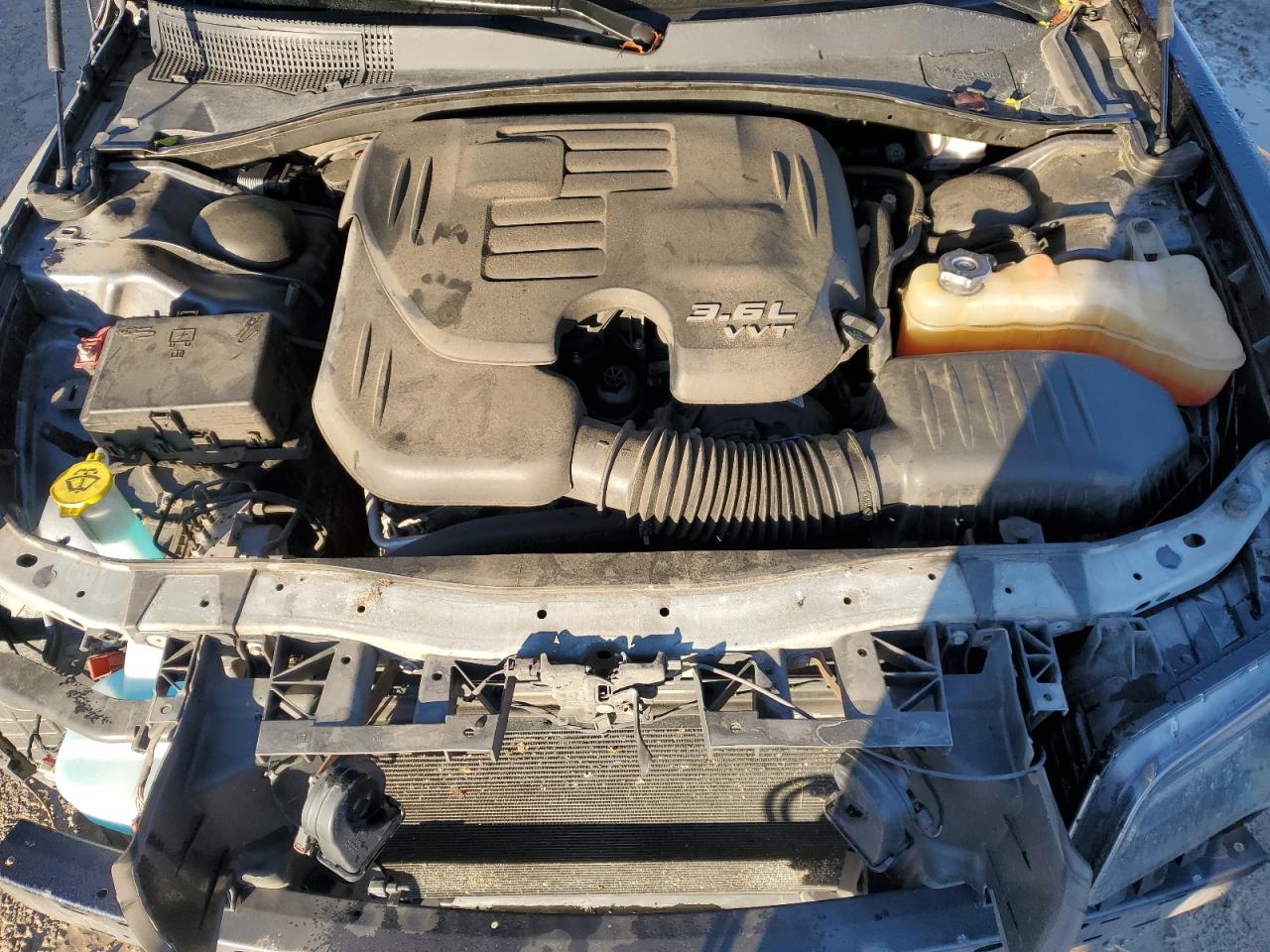 2018 Chrysler 300 S VIN: 2C3CCABG9JH267028 Lot: 82713055