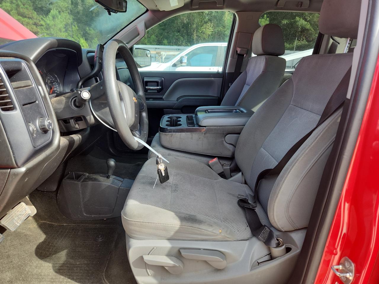 2018 Chevrolet Silverado K1500 Custom VIN: 1GCVKPEC3JZ217082 Lot: 84786065