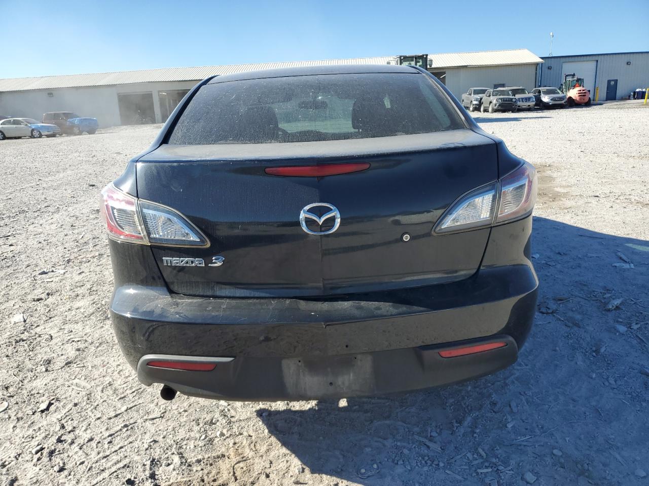 2010 Mazda 3 I VIN: JM1BL1SF5A1351053 Lot: 82425695