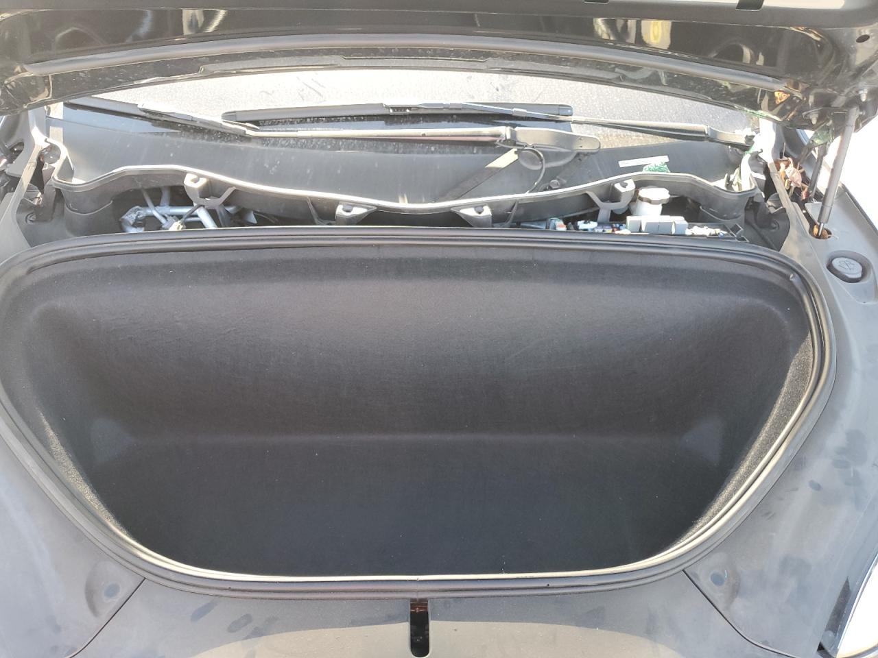 2018 Tesla Model X VIN: 5YJXCBE20JF119004 Lot: 86170465