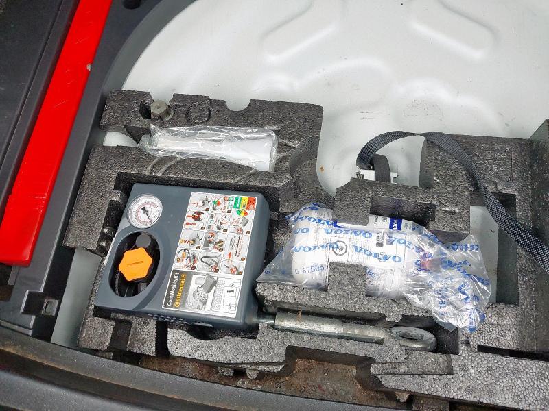 2014 VOLVO V40 D3 SE LUX NAV 5DR GEARTRONIC