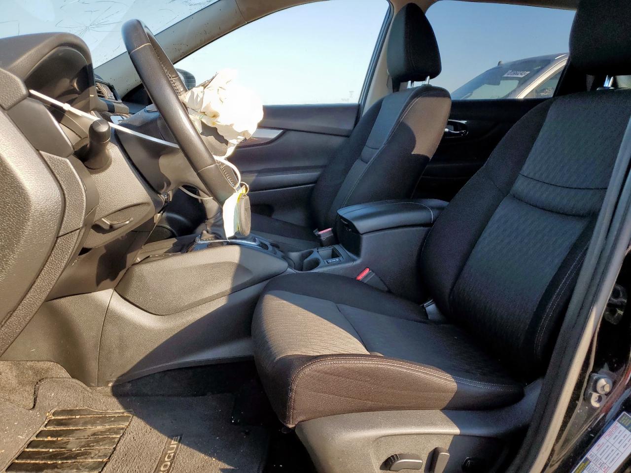 2019 Nissan Rogue S VIN: JN8AT2MT7KW250593 Lot: 85156175